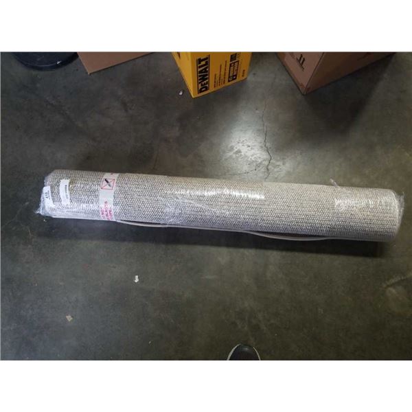 AS NEW 4X6 AREA CARPET