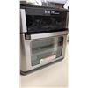 Image 2 : INSTANT VORTEX PLUS AIR FRY CONVECTION OVEN TESTED AND WORKING - RETAIL $199