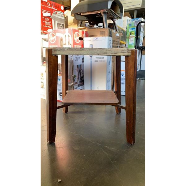 UNIQUE SIDE TABLEUNIQUE SIDE TABLE