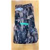 Image 2 : CAMO JACKET SIZE MEDIUM, XL PANTS, AND CAMO FISHING BAG