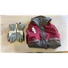 Image 1 : DAKINE SIZE SMALL LADIES JACKET AND BLACK DIAMOND WINTER GLOVES