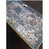 Image 8 : VINTAGE SHADOW BOX HALL TABLE, WITH SHELL DECOR, GLASS NEEDS TO BE REPLACED