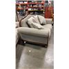 Image 5 : ASHLEY FURNITURE BERWYN VIEW SOFA AND LOVE SEAT - CLEAN, VERY GOOD CONDITION