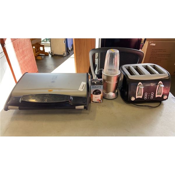 LOT OF 4 SLICE TOASTER, GEORGE FOREMAN GRILL, NUTRI BLENDER AND GRATY