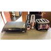 Image 1 : LOT OF 4 SLICE TOASTER, GEORGE FOREMAN GRILL, NUTRI BLENDER AND GRATY
