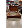 Image 1 : QUEENSIZE BEDFRAME