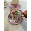 Image 16 : LOT OF 6 ANTIQUE CUP AND SAUCER SETS