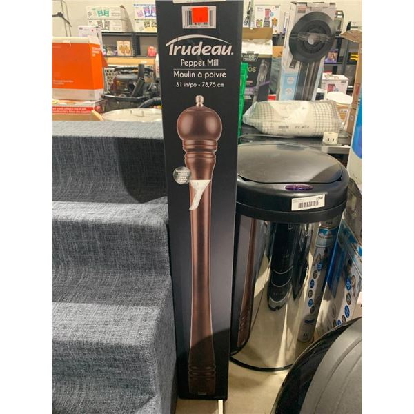 Trudeau Pepper Mill 31"