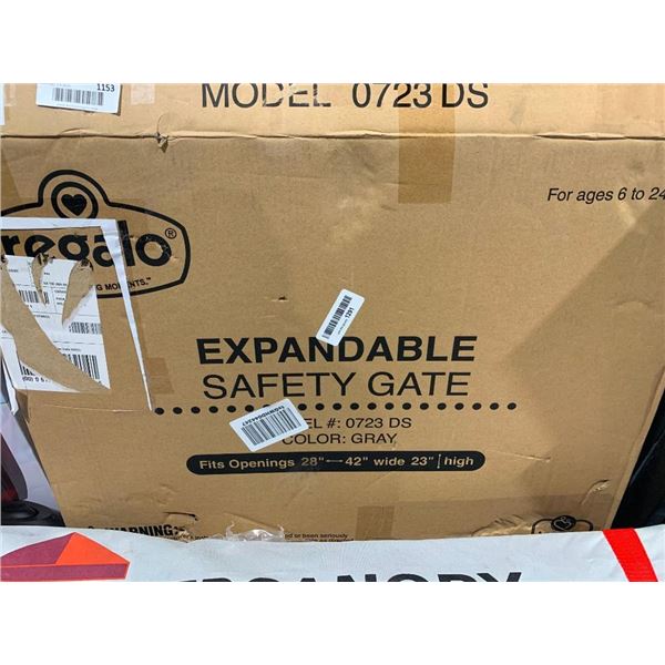 Regalo Expandable Safety Gate Color Grey 28" - 42"w x 23"h
