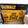 Image 1 : DeWalt 16" Benchtop Fan