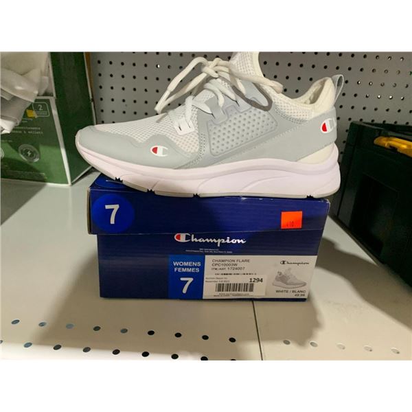 Champion Women's Size 7 Sneakers  - Gray/White