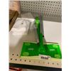 Image 1 : Swiffer Floor Cleaner with Pads