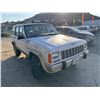 Image 4 : 1994 Jeep Cherokee - SALVAGED/245,094 Mi