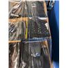 Image 3 : Pallet #180 - 50 Pares de Tenis/Zapatos/Botas