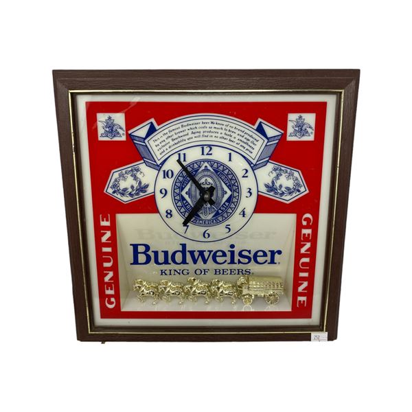 Vintage Budweiser Clock With Clydesdales