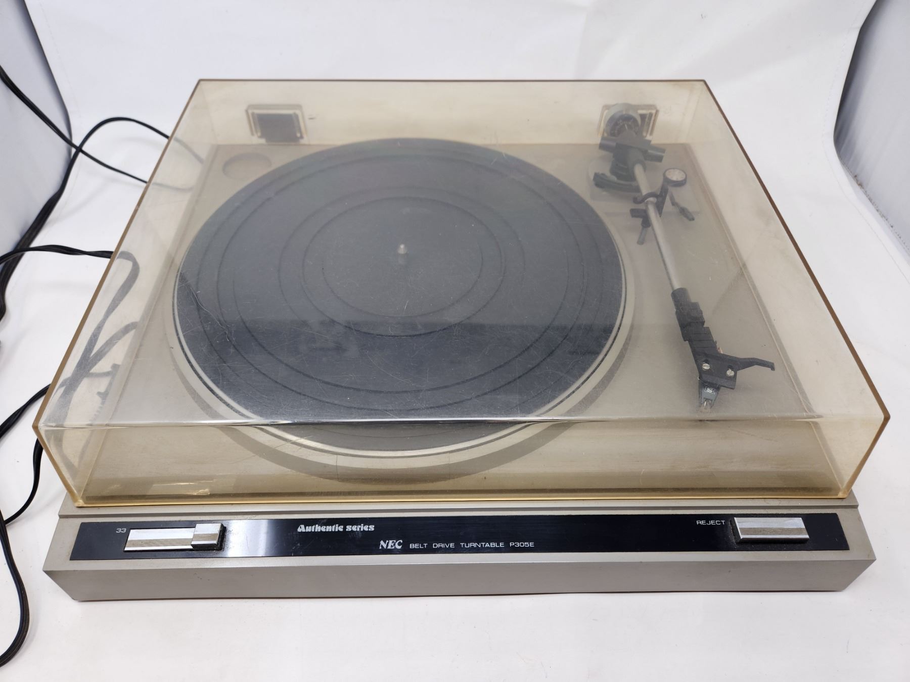 NEC Belt Driven Turnable P305E Record Player