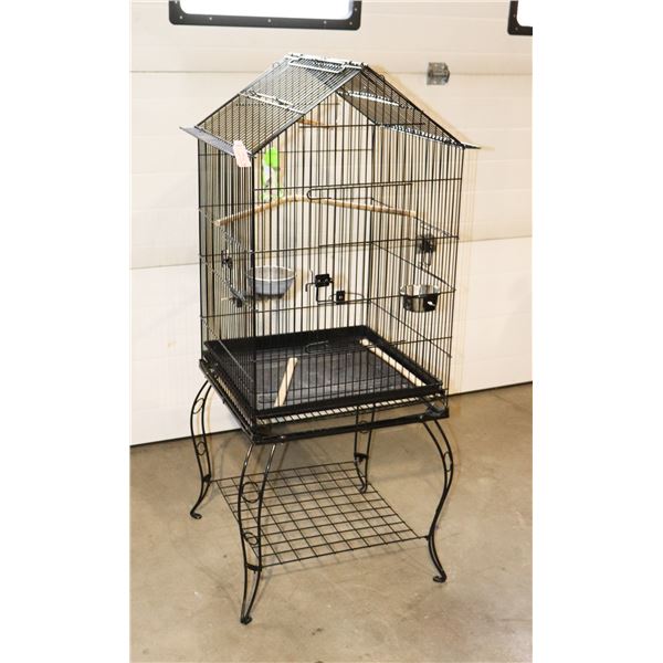 MEDIUM SIZE BIRDCAGE ON METAL STAND