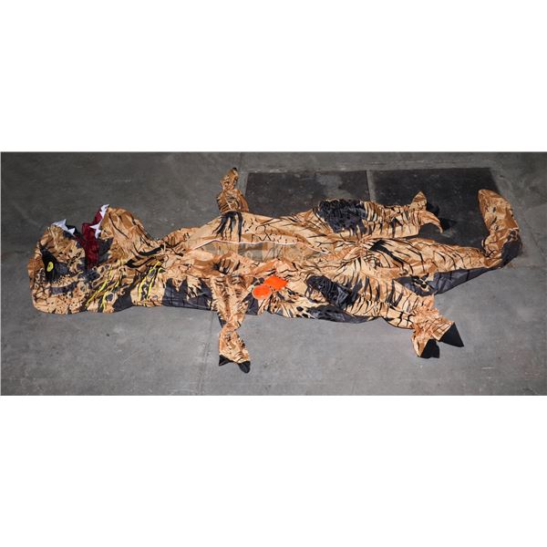 OPEN BOX: DINOSAUR COSTUME