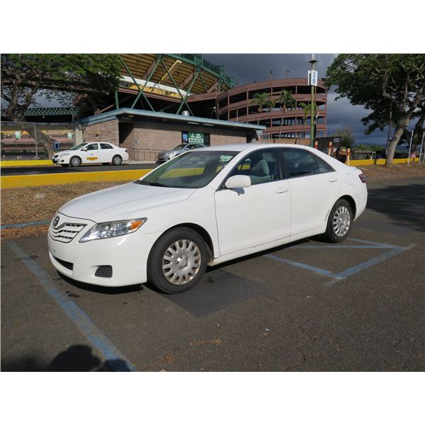 2010 Toyota Camry Sedan 90993 Miles VIN: 4T1BF3EK8AU558235 (Starts & Runs See Video)