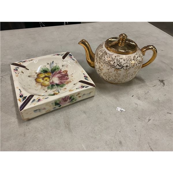 Ashtray and teapot