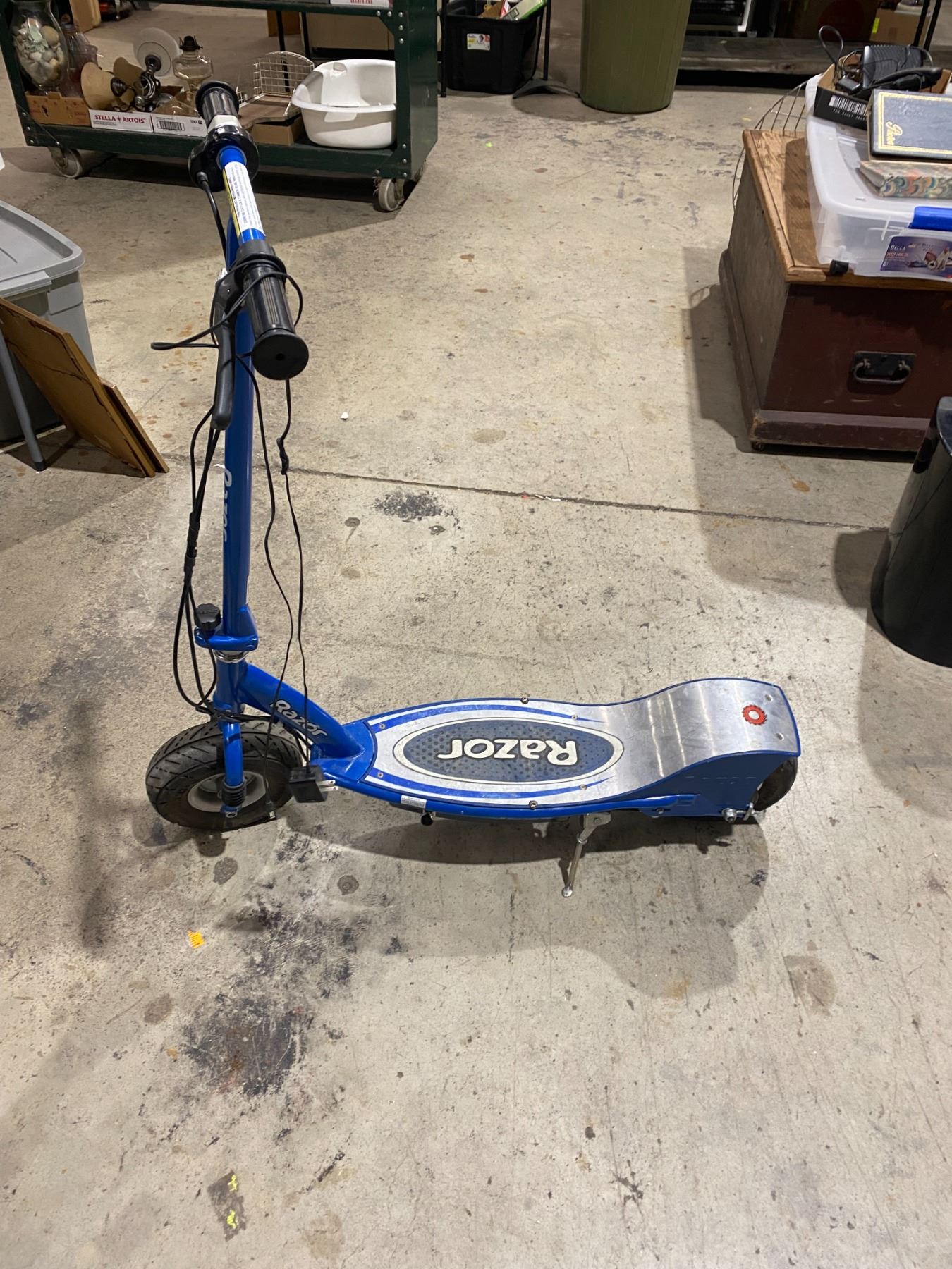 Razor scooter