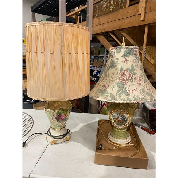 2 lamps