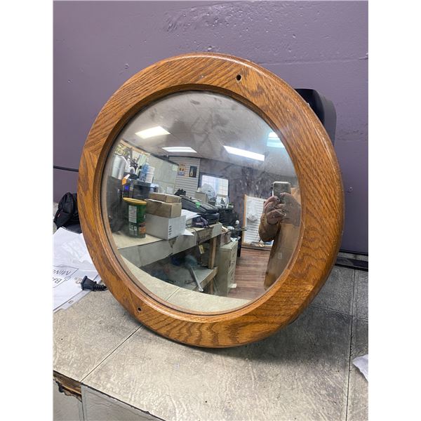 mirror Pick-up-Tuesday-2-3pm-1627-Ellis-Street-Kelowna-bring-your-own-help-and-tools