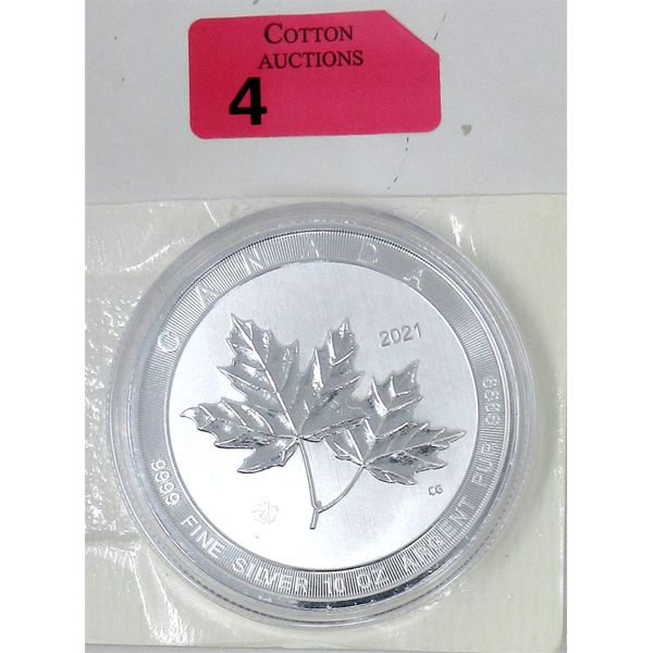 10 Oz .9999 Silver 2021 Maple Leaf Coin 
