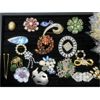 Image 3 : 50 Assorted Vintage Fashion Brooches