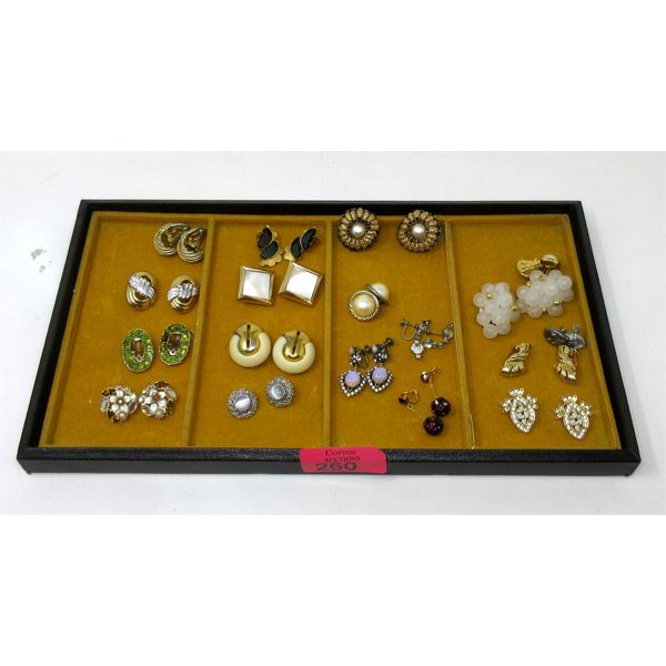18 Pairs of Vintage Clip On & Screw Back Earrings