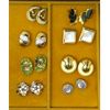 Image 3 : 18 Pairs of Vintage Clip On & Screw Back Earrings