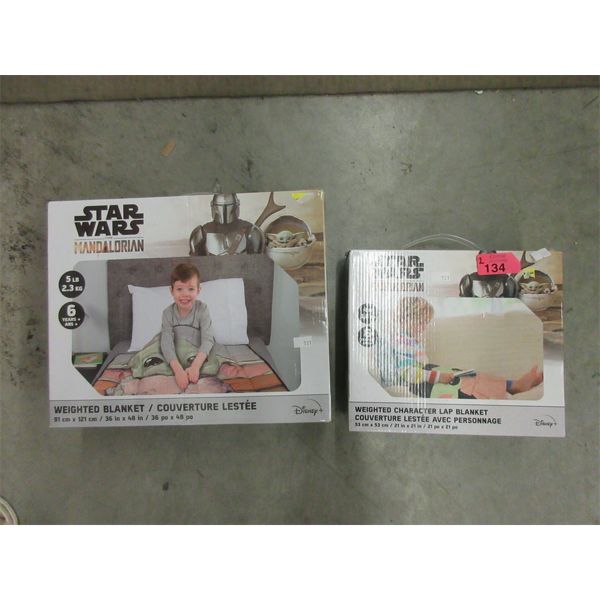 2 Children's Star Wars Mandalorian Weighted Throws