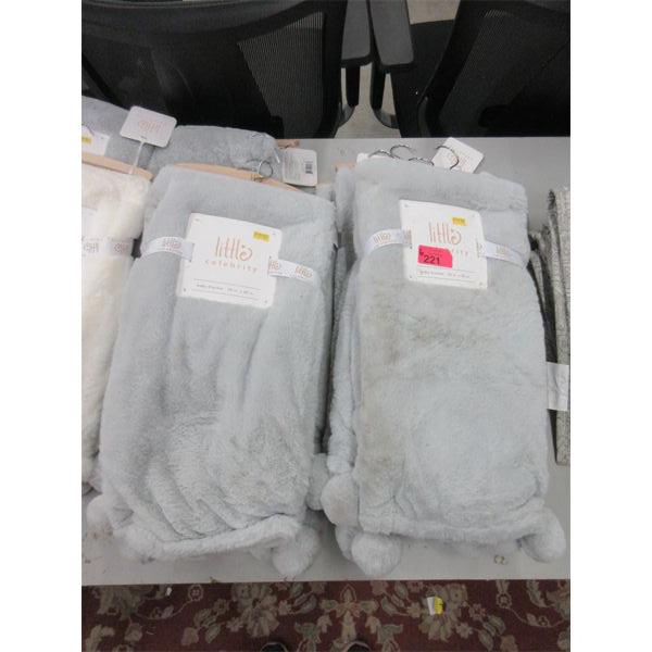 6 Grey Little Celebrity Plush Baby Blankets