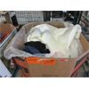 Image 1 : Skid of Clothing and Soft Household Goods