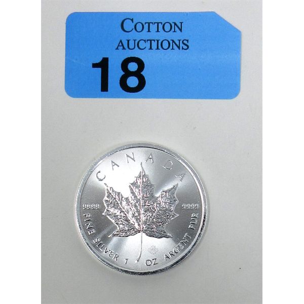 1 Oz .9999 Silver 2015 Maple Leaf Coin 