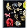 Image 2 : 30 Assorted Vintage Brooches
