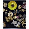 Image 3 : 30 Assorted Vintage Brooches