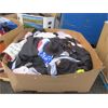 Image 1 : Skid of Clothing and Soft Household Goods