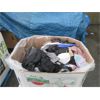 Image 1 : Skid of Clothing & Soft Household Goods