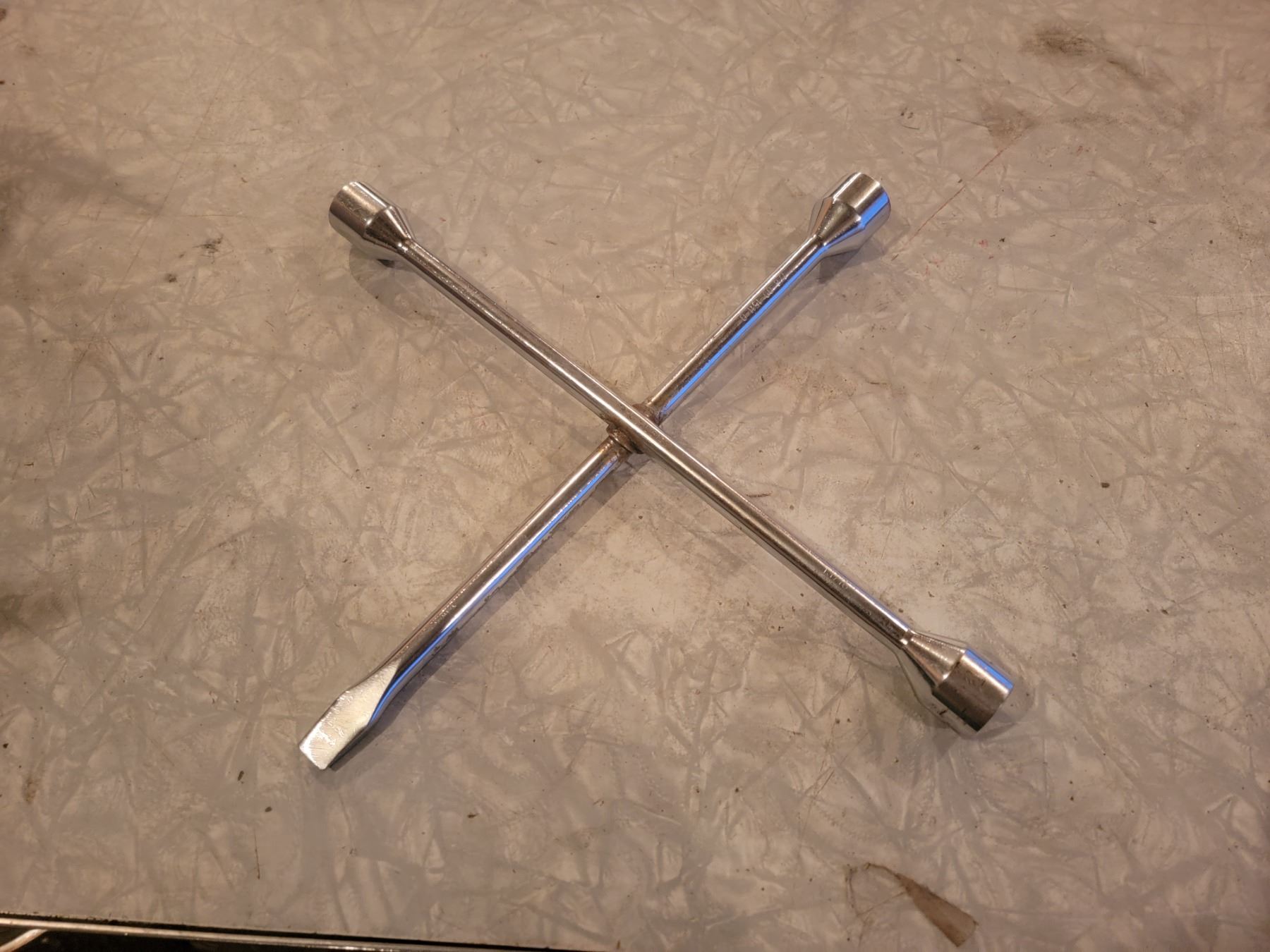 tire iron Schmalz Auctions