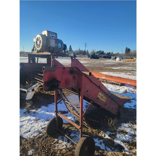 Allan potato conveyor