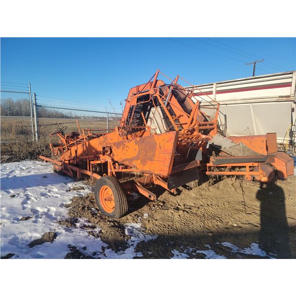 Amac D1 potato harvester