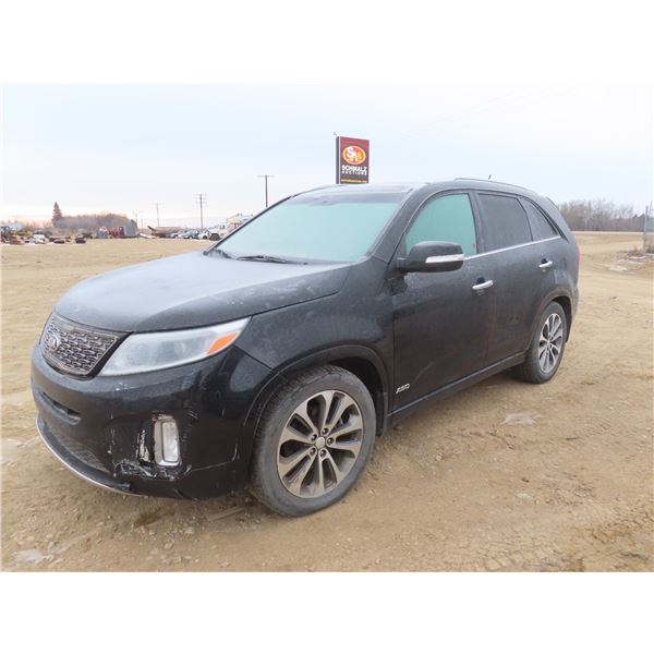 2014, KIA SORENTO V6 AWD, Sport Utility Vehicle 5XYKWDA78EG545892
