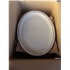 Image 1 : 12 large dining plates