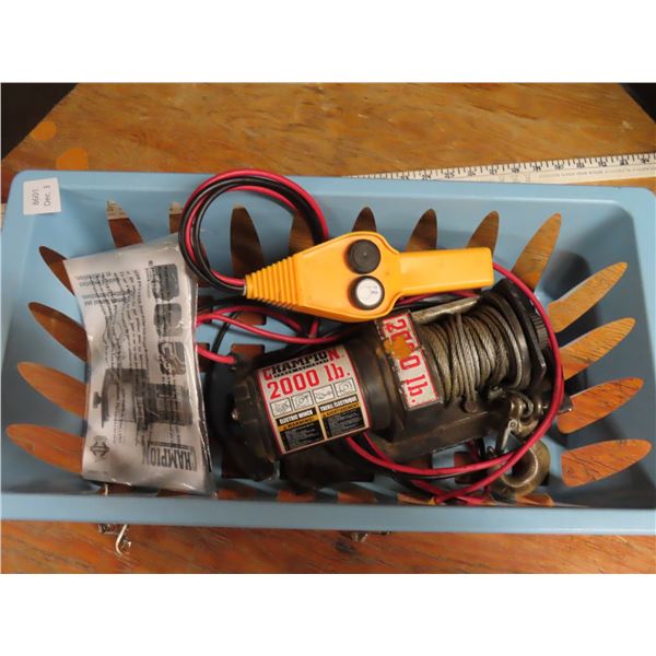 2000LB Winch - 12V - With Remote and Manual - Like New