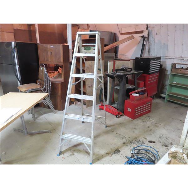 6' Step Ladder