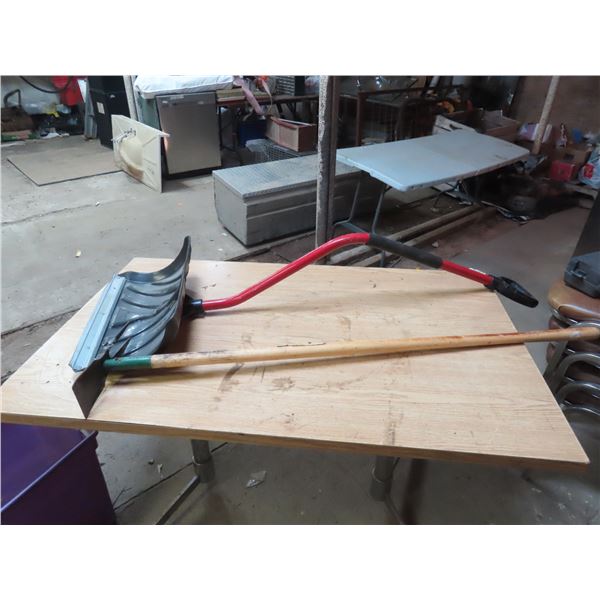 2- Prong Weeding Tool / Snow Shovel