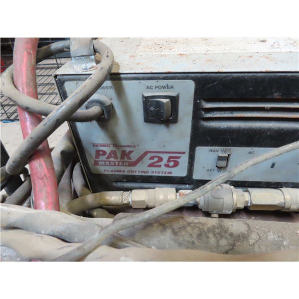 Thermal Dunamics - PAK Master Plasma Cutting System 25 - On a Cart
