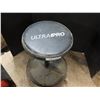 Image 2 : Ultra Pro - Shop Stool
