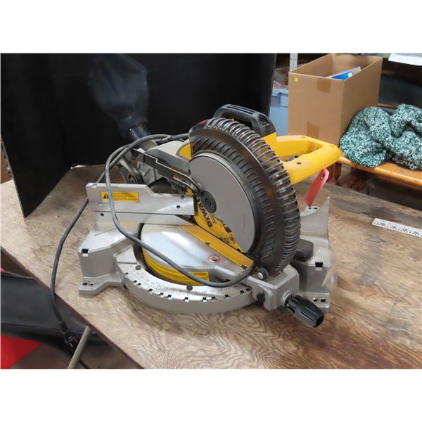 Dewalt - DWS713 - Chop Saw - 10" Blade